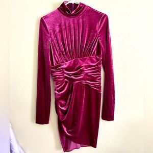 Beautiful velvet like material winter dress. NWT. Beautiful for a winter wedding